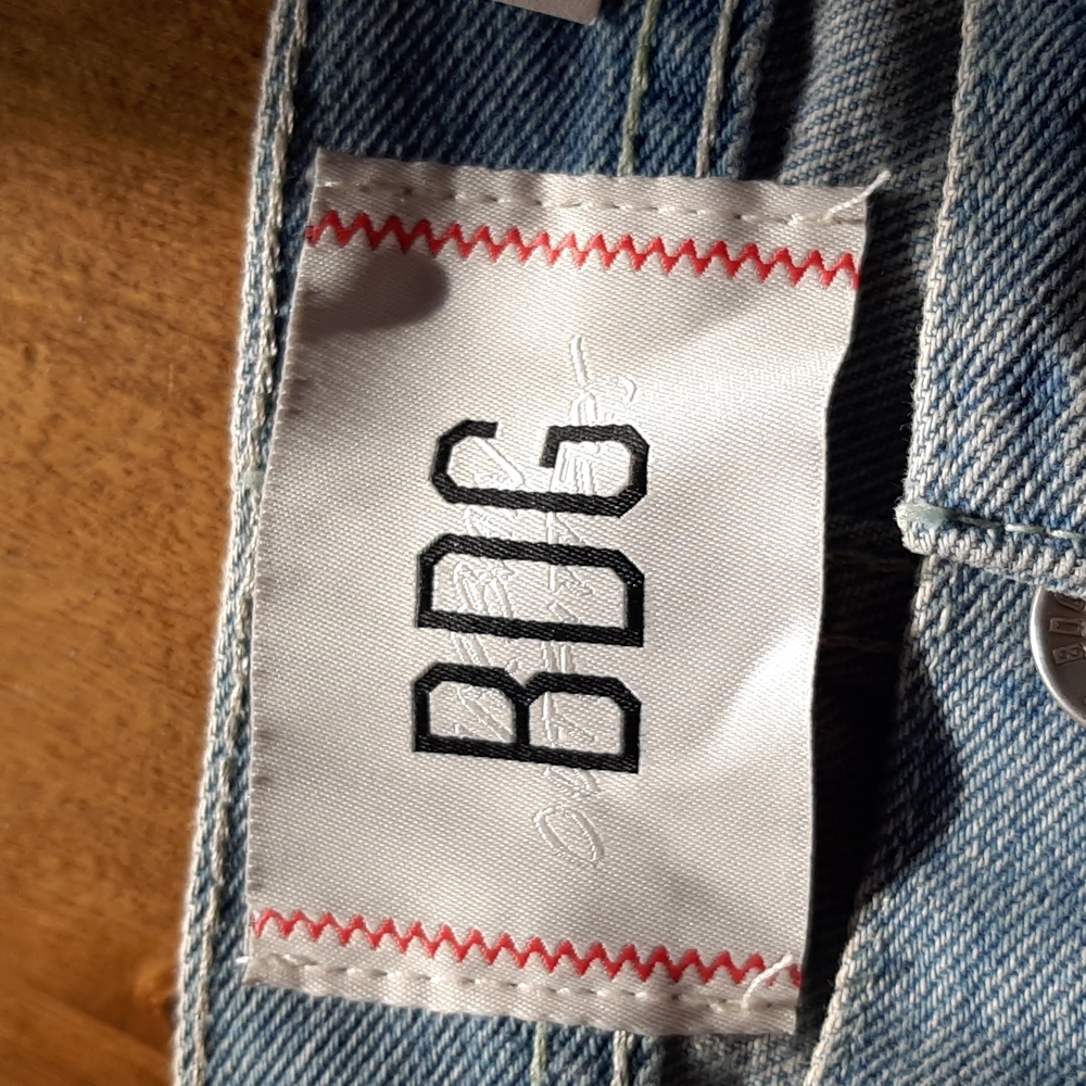 Jeans - Picture 4 of 5